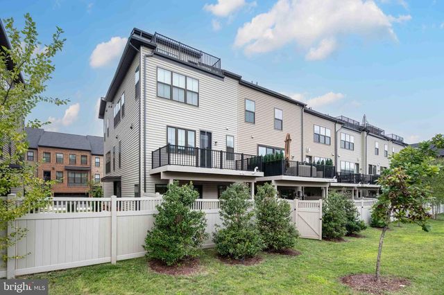 6185 VENETO TER, Alexandria, VA 22312