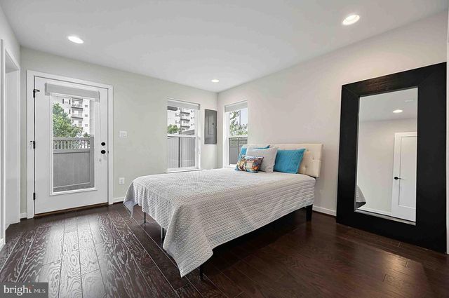 6185 VENETO TER, Alexandria, VA 22312