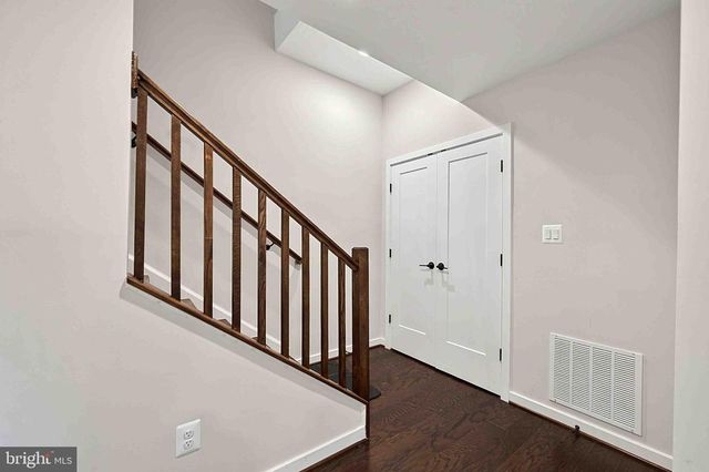 6185 VENETO TER, Alexandria, VA 22312