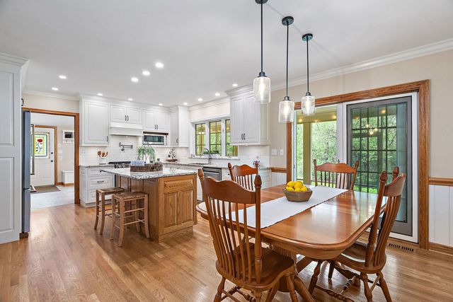 309 Three Oaks Road, Cary, IL 60013