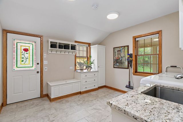 309 Three Oaks Road, Cary, IL 60013
