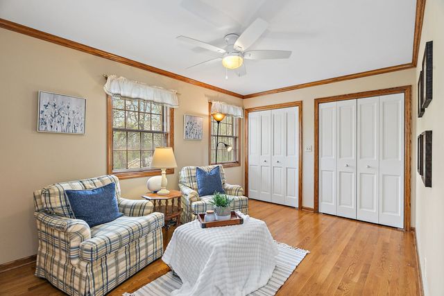 309 Three Oaks Road, Cary, IL 60013