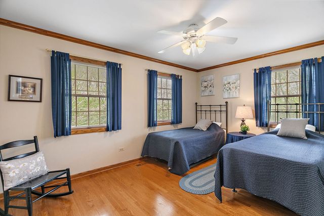 309 Three Oaks Road, Cary, IL 60013