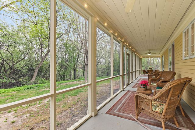 309 Three Oaks Road, Cary, IL 60013