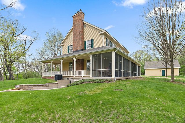 309 Three Oaks Road, Cary, IL 60013