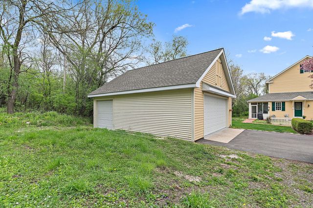 309 Three Oaks Road, Cary, IL 60013