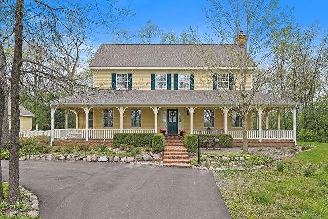 309 Three Oaks Road, Cary, IL 60013