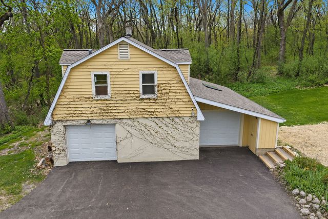 309 Three Oaks Road, Cary, IL 60013