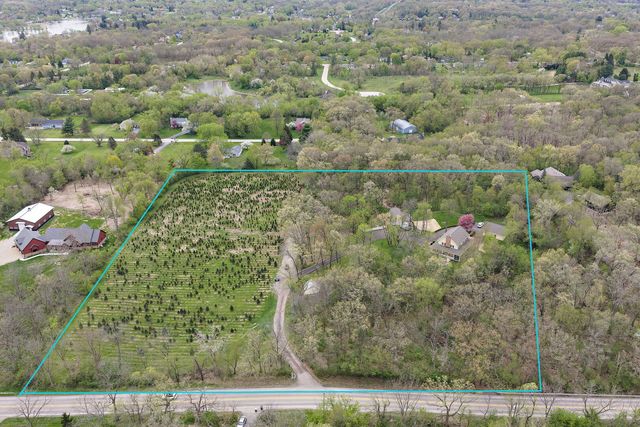 309 Three Oaks Road, Cary, IL 60013