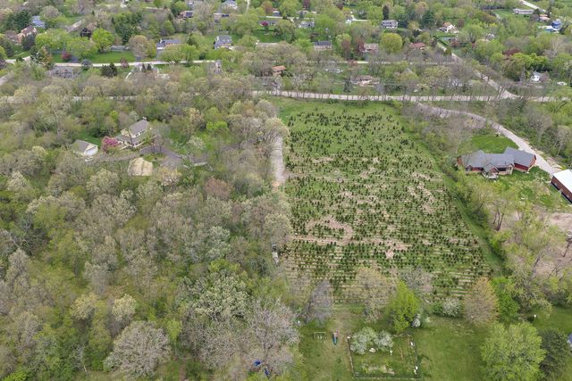 309 Three Oaks Road, Cary, IL 60013
