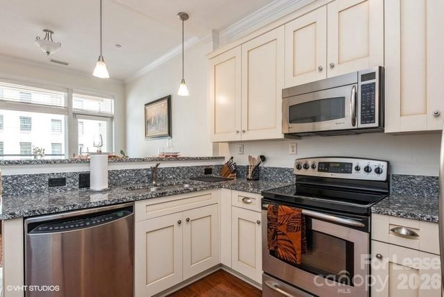 230 S Tryon Street 903, Charlotte, NC 28202