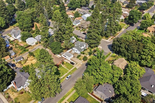 1528 S Adams St, Spokane, WA 99203