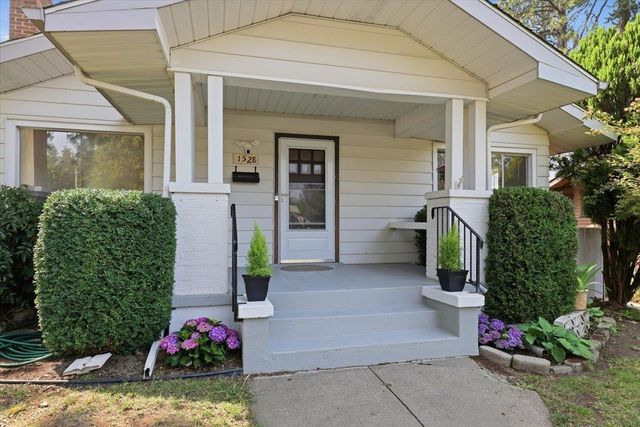 1528 S Adams St, Spokane, WA 99203