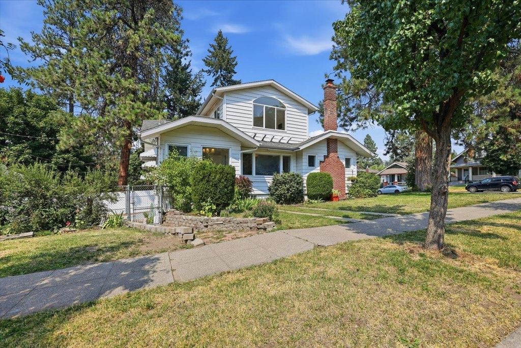1528 S Adams St, Spokane, WA 99203 photo 3