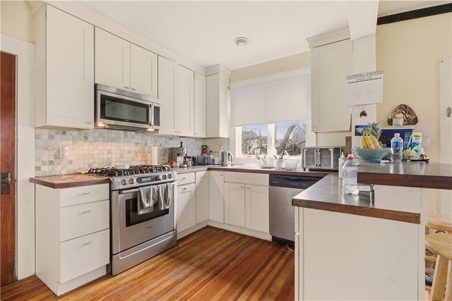 51 Warner Street, Newport, RI 02840