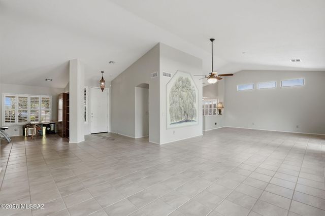 1612 N Rush Creek Court, Green Valley, AZ 85614