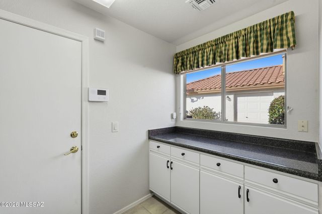 1612 N Rush Creek Court, Green Valley, AZ 85614