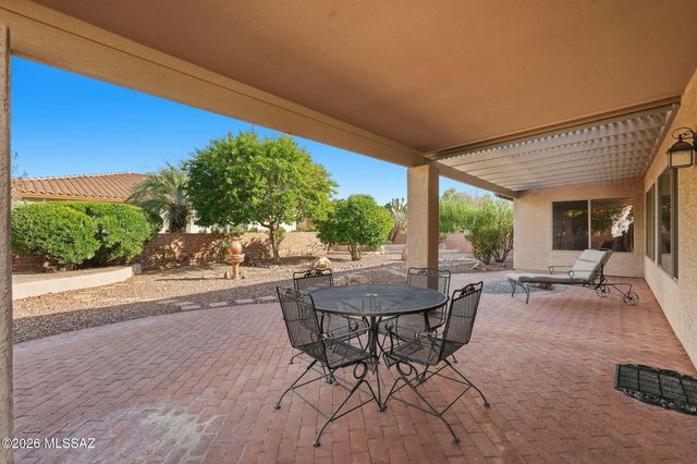 1612 N Rush Creek Court, Green Valley, AZ 85614