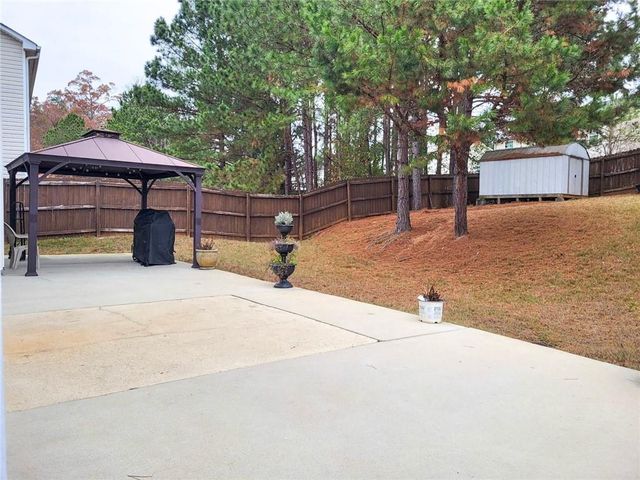 3090 Leatherleaf Trail, Douglasville, GA 30135