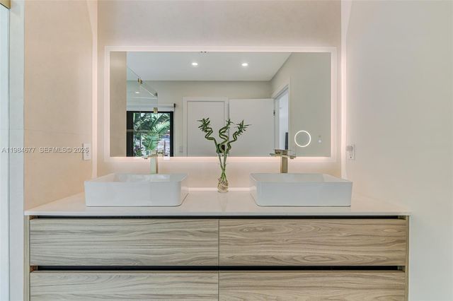 905 Fairway Drive, Miami Beach, FL 33141