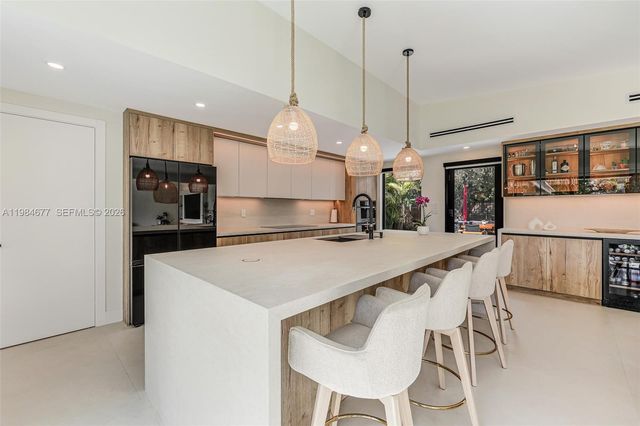 905 Fairway Drive, Miami Beach, FL 33141