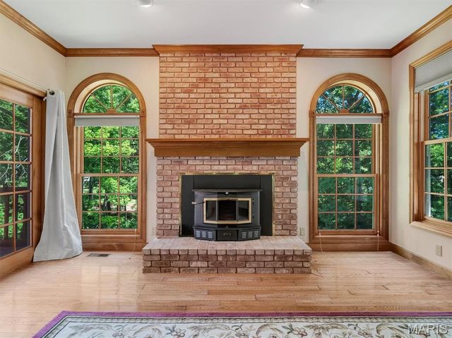 908 N Ballas Road, St Louis, MO 63131