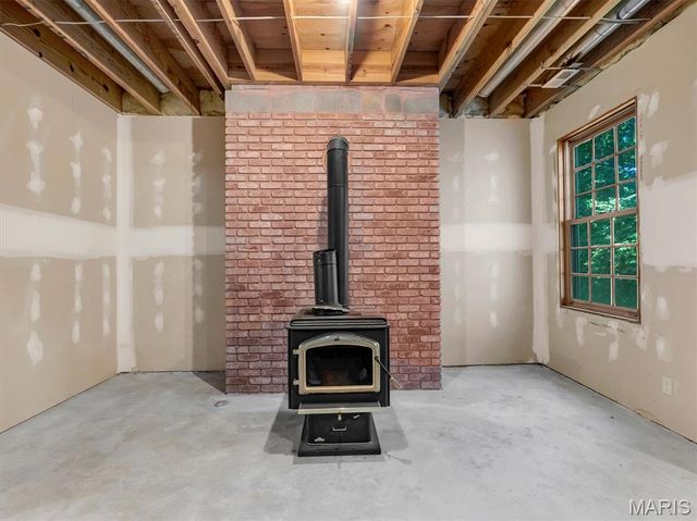 908 N Ballas Road, St Louis, MO 63131
