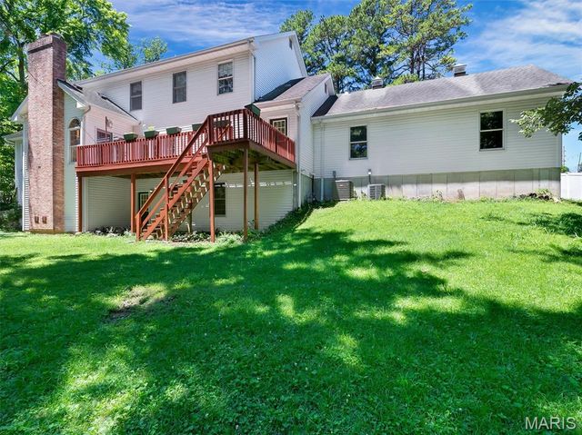 908 N Ballas Road, St Louis, MO 63131