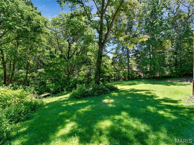 908 N Ballas Road, St Louis, MO 63131