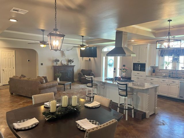 102 S Bayou Estates Drive, Des Allemands, LA 70030