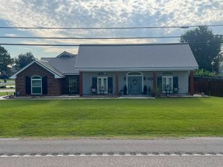 102 S Bayou Estates Drive, Des Allemands, LA 70030