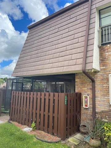 2665 NW 99th Ave 2665, Coral Springs, FL 33065