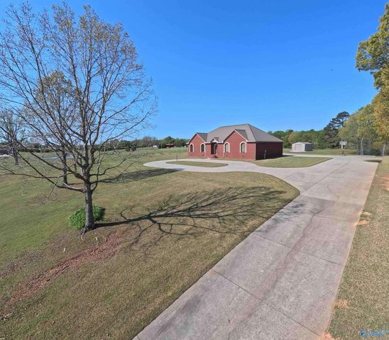 18707 Tillman Mill Road, Athens, AL 35614