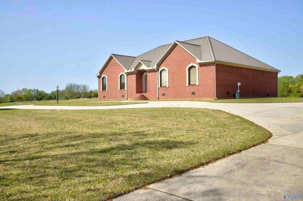 18707 Tillman Mill Road, Athens, AL 35614