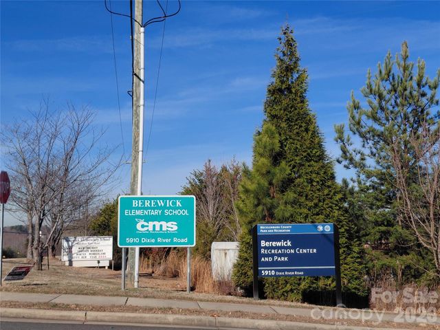 10910 Elm Bend Drive, Charlotte, NC 28273