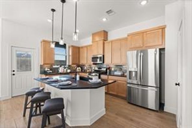 10122 Palm Springs Place, Manvel, TX 77578