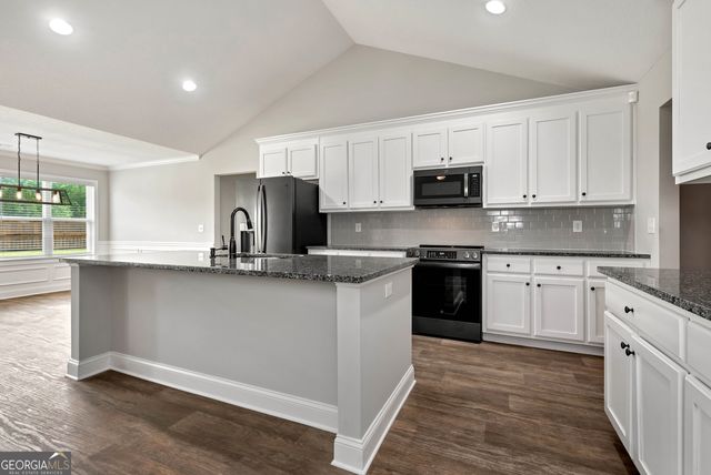 16 Evergreen Ridge Court, Statham, GA 30666