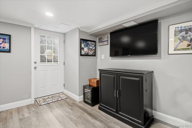 272 Hamilton Avenue, Massapequa, NY 11758
