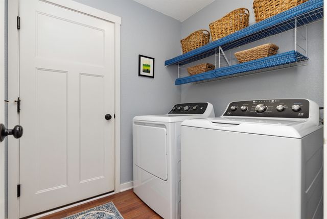 823 NE Cherry Plum Drive, Ankeny, IA 50021