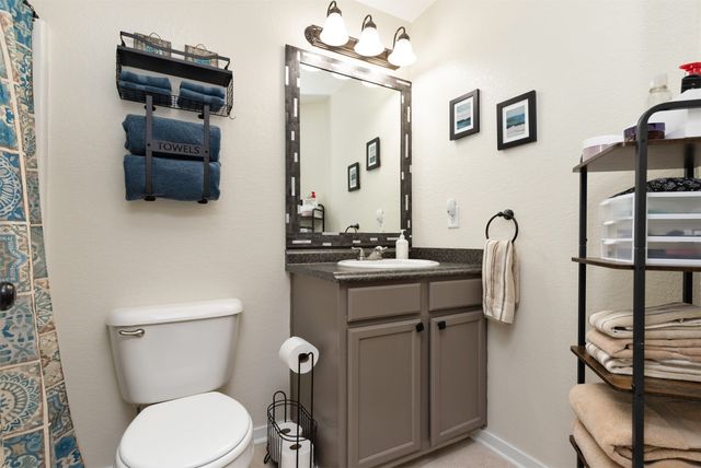 823 NE Cherry Plum Drive, Ankeny, IA 50021