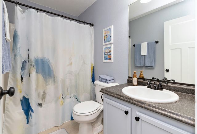 823 NE Cherry Plum Drive, Ankeny, IA 50021