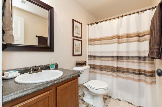 823 NE Cherry Plum Drive, Ankeny, IA 50021