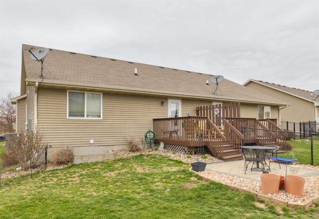 823 NE Cherry Plum Drive, Ankeny, IA 50021