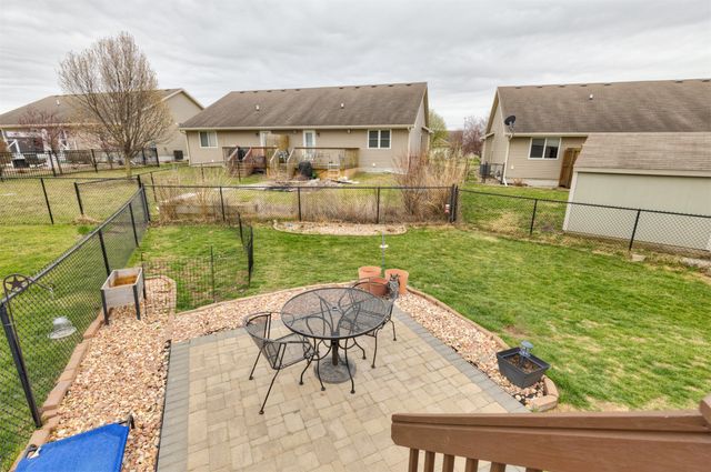 823 NE Cherry Plum Drive, Ankeny, IA 50021