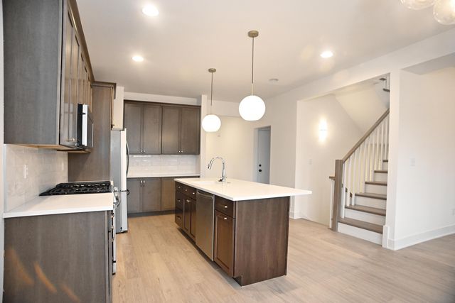 5 W Golfwood Road, Beverly Shores, IN 46301