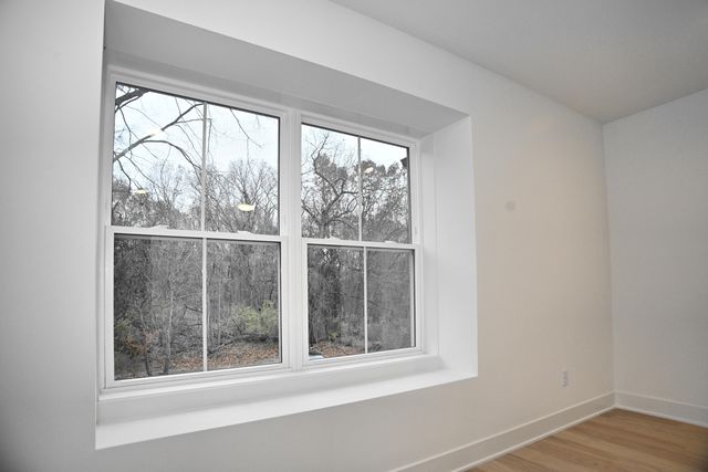 5 W Golfwood Road, Beverly Shores, IN 46301