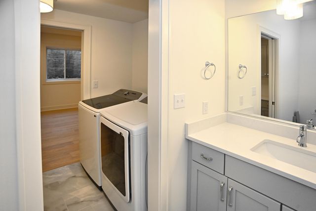 5 W Golfwood Road, Beverly Shores, IN 46301