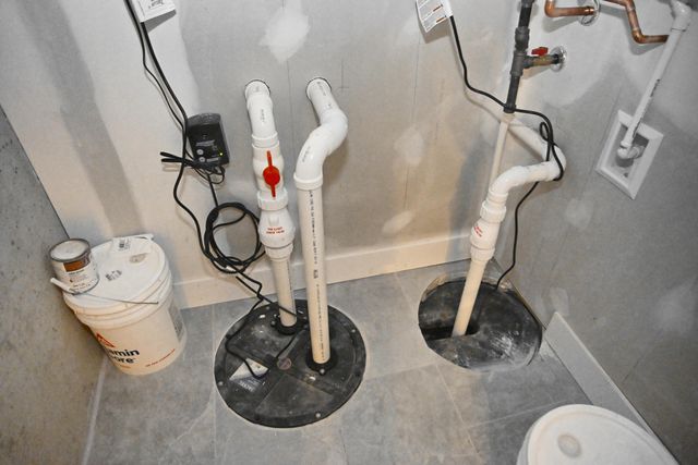 5 W Golfwood Road, Beverly Shores, IN 46301