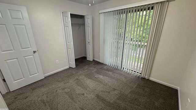 27594 Harrison Woods Lane, Harrison Twp, MI 48045