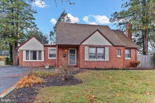 310 LEWIS RD, Broomall, PA 19008